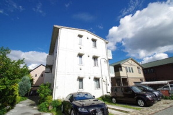 ベルファミーユの物件外観写真